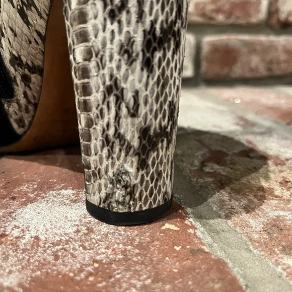 Jimmy Choo Dee Dee Watersnake Suede Ankle Boots sz 6.5 - Picture 8 of 12